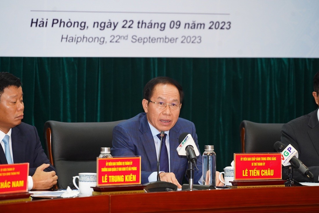 Ông Lê Tiến Châu, Bí thư Thành ủy Hải Phòng phát biểu tại Hội nghị.