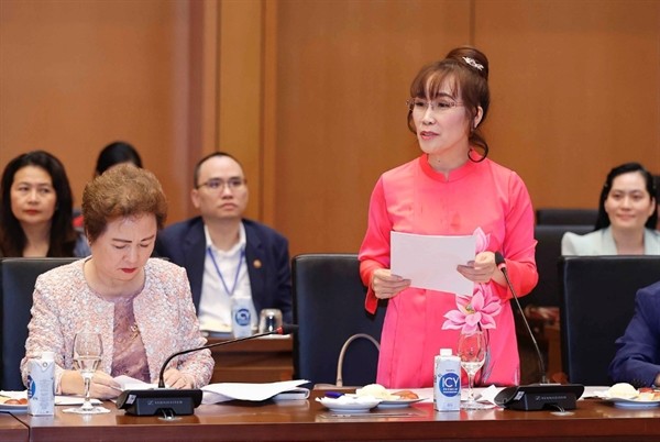 Nữ doanh nhân hy vọng những thế hệ kế cận sẽ xây dựng những tập đoàn kinh tế đóng góp cho một Việt Nam hùng cường