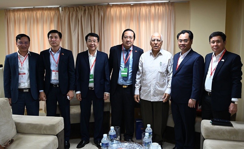 Lãnh đạo tỉnh Long An chào xã giao và làm việc với Phó thủ tướng thứ nhất kiêm Bộ trưởng Bộ Ngoại thương và Đầu tư nước ngoài Cuba - Ricardo Cabrisas