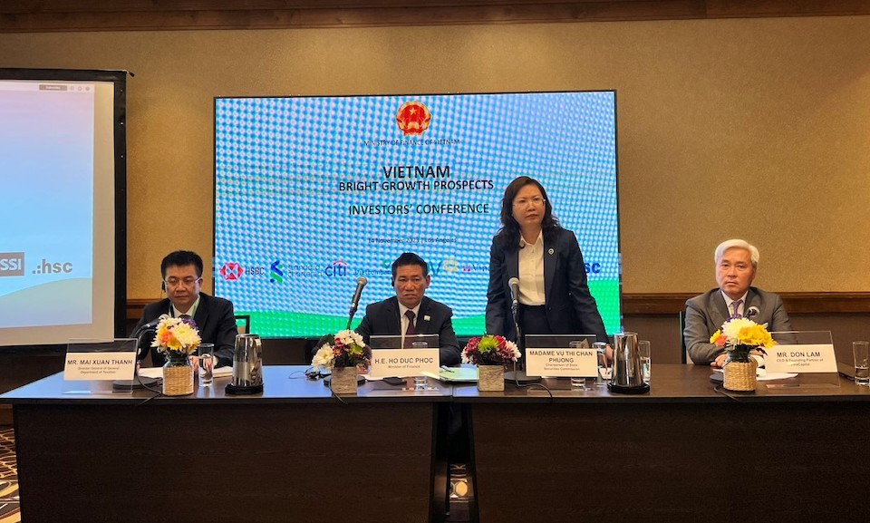 Chủ tịch UBCKNN Vũ Thị Chân Phương chia sẻ về công tác nâng hạng thị trường