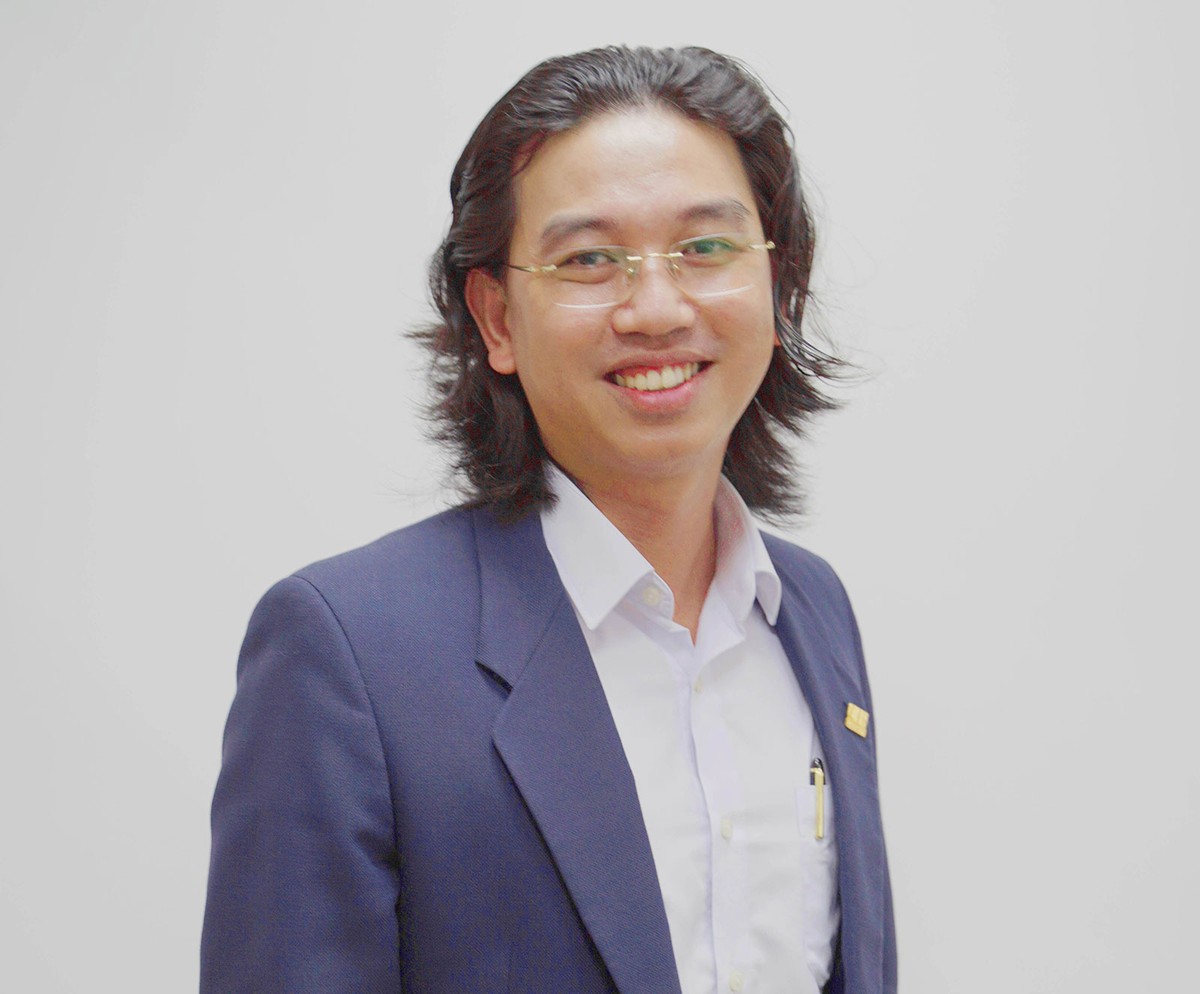 Ông Trần Nguyên Đán, giảng viên chuyên ngành bảo hiểm và quản trị rủi ro tài chính, Đại học Kinh tế TP.HCM Ông Trần Nguyên Đán, giảng viên chuyên ngành bảo hiểm và quản trị rủi ro tài chính, Đại học Kinh tế TP.HCM