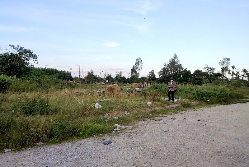 Dự án Khu Thương mại - dịch vụ và dân cư Tịnh Phong dang dở sau nhiều năm triển khai.