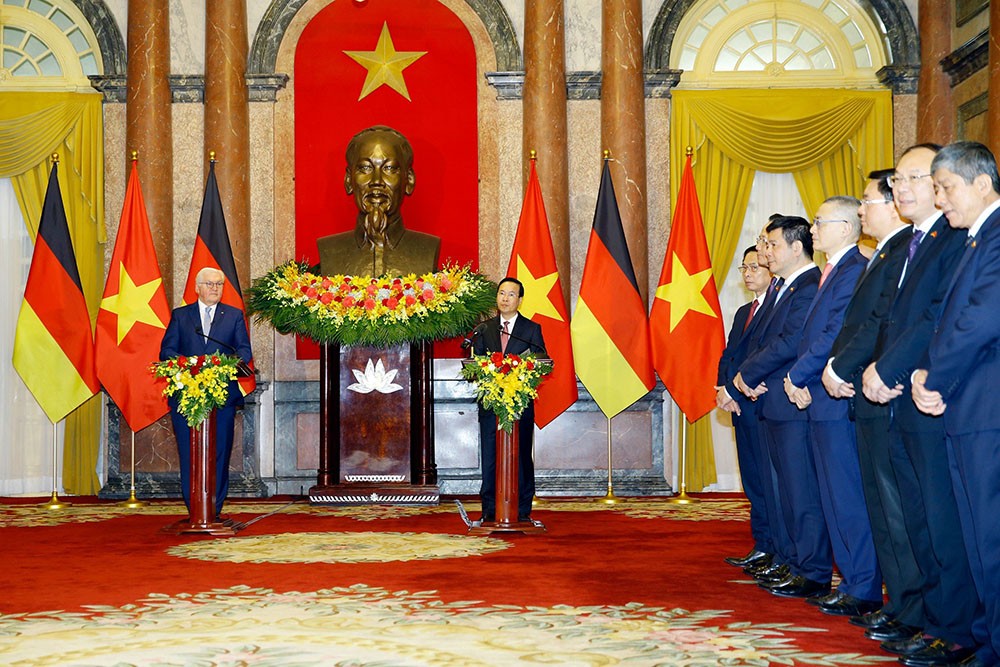 Hai nhà lãnh đạo chủ trì họp báo chung sau hội đàm