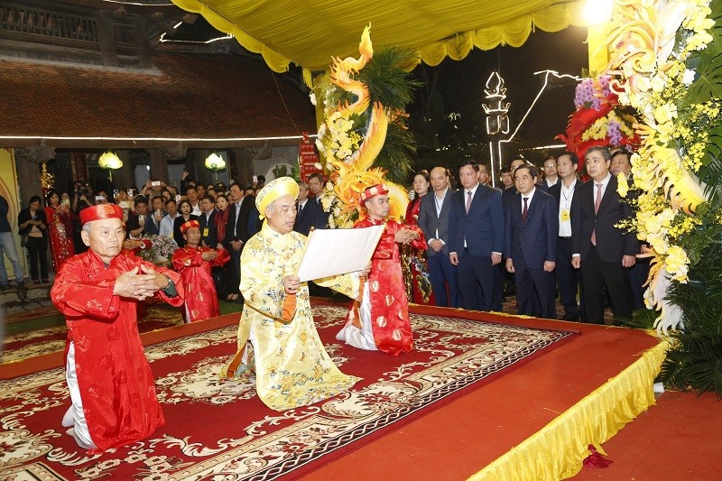 Lễ bái yết các vị vua triều Trần.