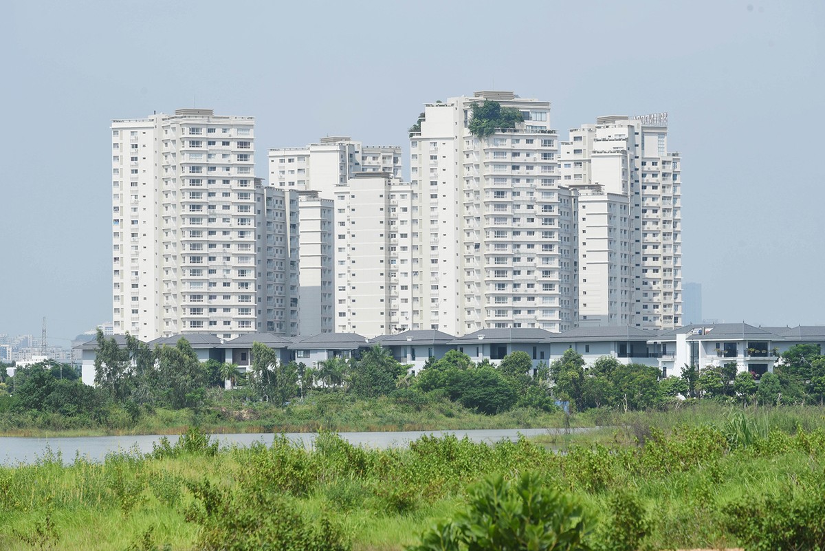 Nhiều dự án nhà ở đang gặp khó. Ảnh: Dũng Minh