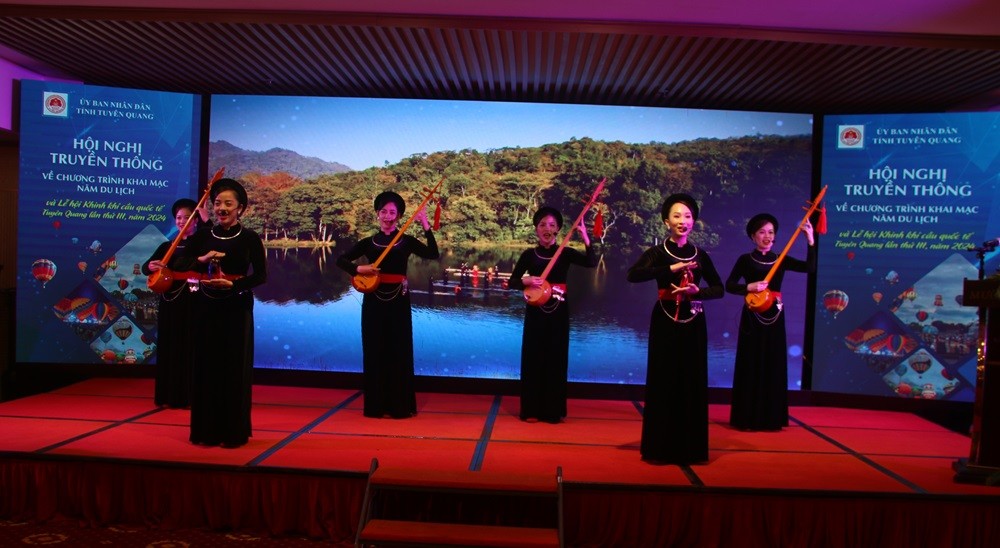 Tỉnh Tuyên Quang có nhiều giá trị văn hoá, nghệ thuật đặc sắc.