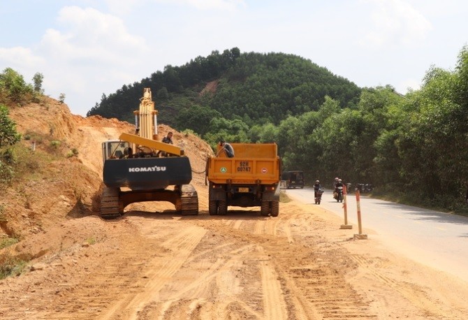 Dự án hiện chỉ mới giải phóng mặt bằng được khoảng 60%.