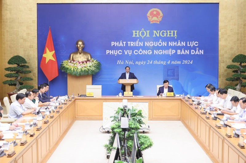 Thủ tướng Chính phủ Phạm Minh Chính chủ trì Hội nghị về Phát triển nguồn nhân lực phục vụ công nghiệp bán dẫn