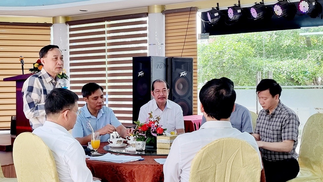 Ông Phạm Văn Thể, Chủ tịch Hội doanh nghiệp tỉnh Quảng Ninh trao đổi tại chương trình. Ảnh: Thanh Tân