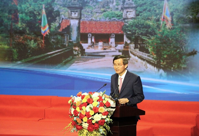 Bí thư Tỉnh ủy Ninh Bình Đoàn Minh Huấn phát biểu tại Hội nghị.