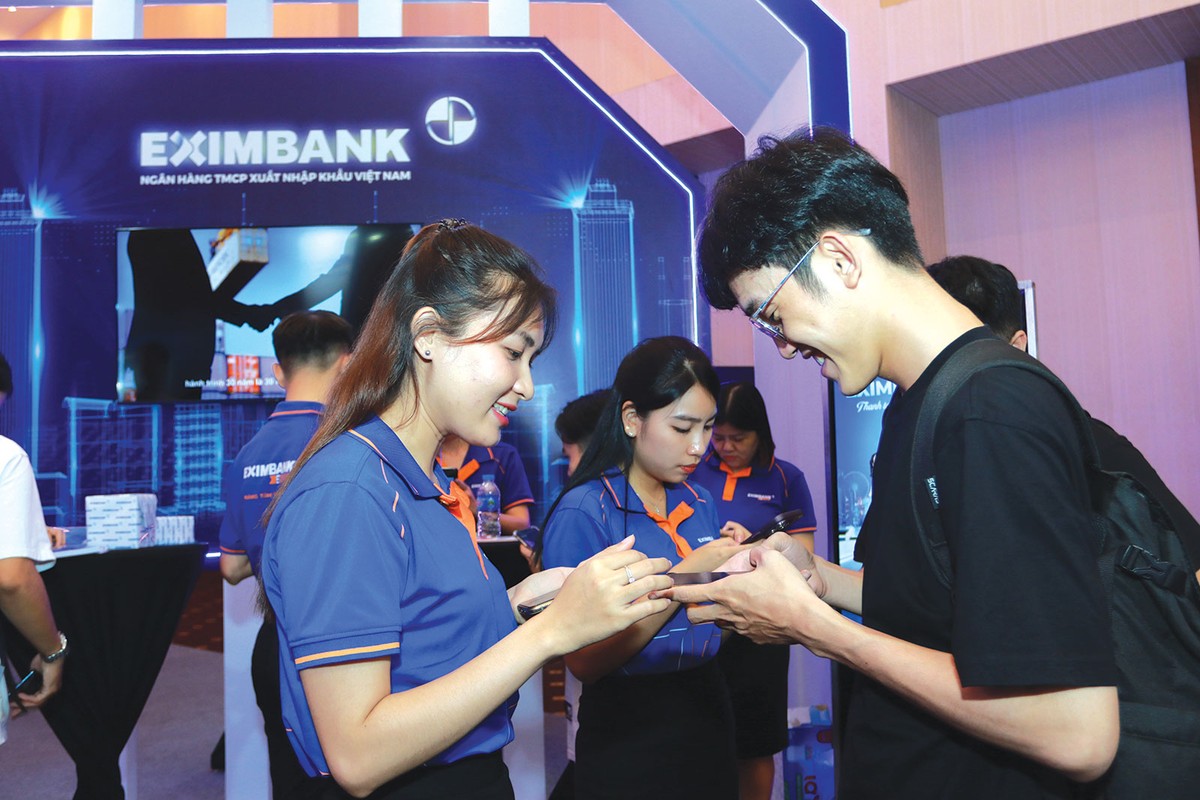 Bán lẻ là một trong những trụ cột chiến lược phát triển dài hạn và quan trọng của hầu hết ngân hàng