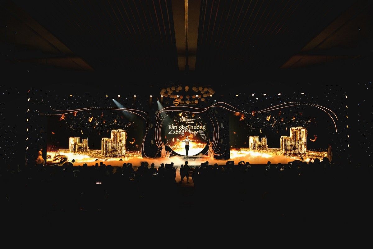 Sân khấu nghệ thuật ấn tượng tại sự kiện. Ảnh Sun Property