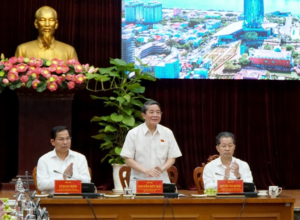 Phó Chủ tịch Quốc hội, Nguyễn Đức Hải cùng đoàn công tác làm việc với Ban Thường vụ Thành ủy Đà Nẵng về việc triển khai Nghị quyết số 136.