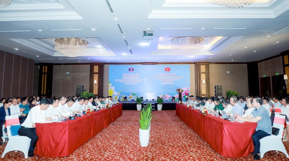 Hội nghị giữa kỳ đánh giá triển khai Thỏa thuận kế hoạch hợp tác Việt Nam - Lào năm 2024 và Rà soát, thúc đẩy Hiệp định hợp tác song phương hai nước giai đoạn 2021 - 2025. Ảnh: Thành Duy
