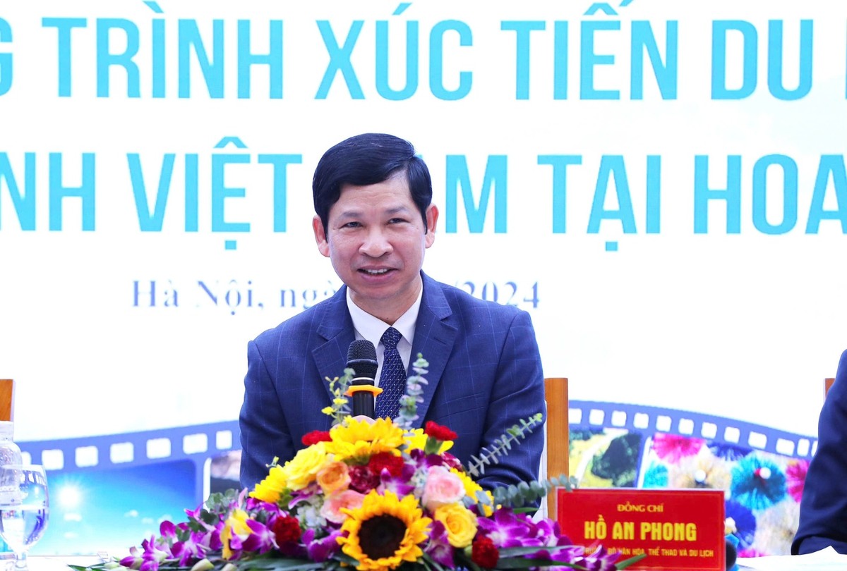 Thứ trưởng Bộ VHTTDL Hồ An Phong cho biết, chương trình Xúc tiến Du lịch - Điện ảnh Việt Nam tại Hoa Kỳ do Bộ VHTTDL tổ chức dự kiến diễn ra từ ngày 23-25/9/2024 tại thành phố San Francisco và thành phố Los Angeles, bang California, Hoa Kỳ với chủ đề “Việt Nam - Điểm đến mới của Điện ảnh thế giới”.