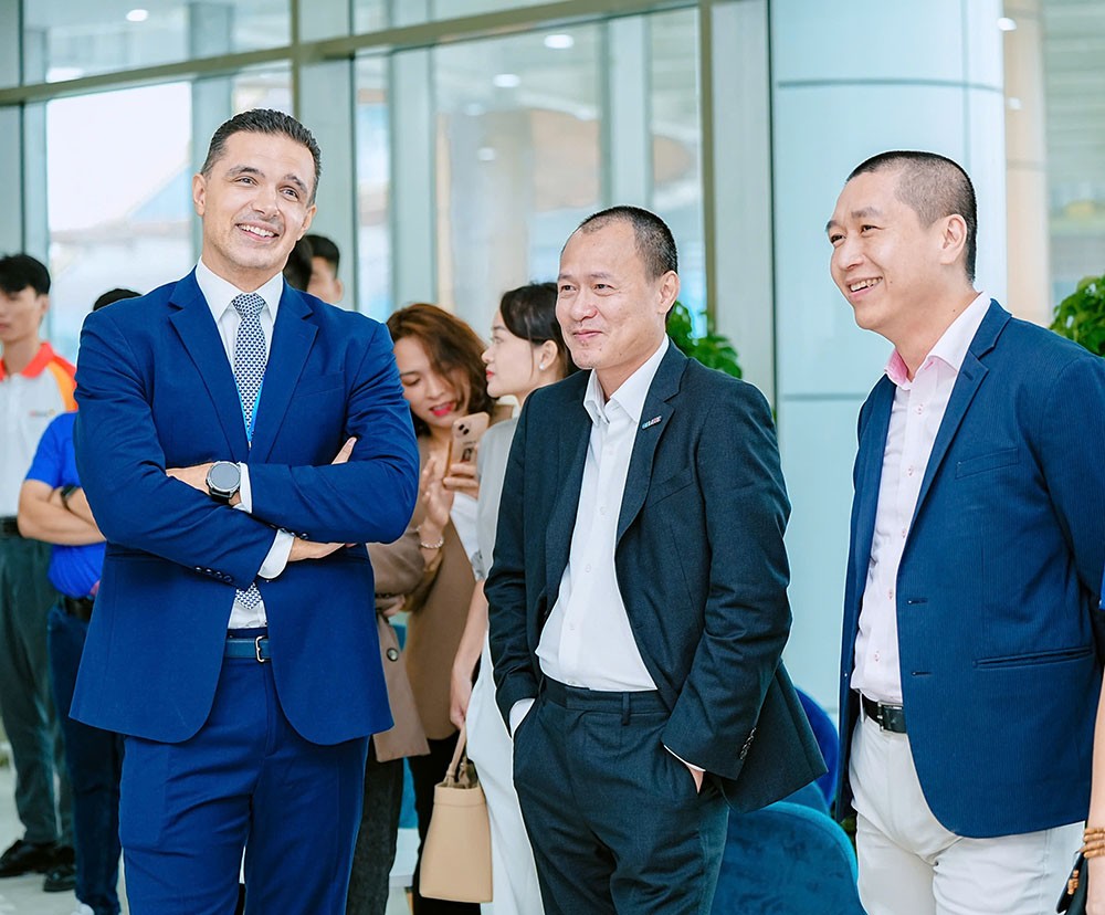 Sự kiện cũng là điểm hẹn cho các nhà hoạch định chính sách, các doanh nghiệp, nhà đầu tư và cơ sở nghiên cứu, đào tạo từ cả thị trường trong nước và quốc tế hội tụ.