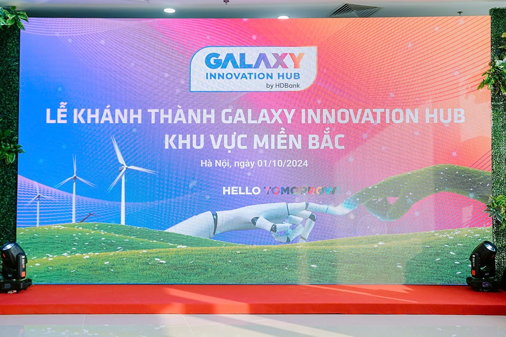 Sự kiện khai trương Galaxy Innovation Hub miền Bắc nhân dịp này tiếp tục khẳng định cam kết của HDBank trong việc tham gia xây dựng và mở rộng hệ sinh thái đổi mới sáng tạo trên toàn quốc, đồng hành với Chính phủ và NIC thúc đẩy đổi mới sáng tạo trở thành động lực chính cho tăng trưởng kinh tế quốc gia, góp phần nâng cao vị thế của Việt Nam trên bản đồ đổi mới sáng tạo toàn cầu. Galaxy Innovation Hub sẽ đóng vai trò cầu nối giữa doanh nghiệp, nhà nghiên cứu và chuyên gia, thúc đẩy hợp tác và hình thành mạng lưới đổi mới sáng tạo toàn diện. Galaxy Innovation Hub sẽ cung cấp giải pháp tài chính, hạ tầng công nghệ và các chương trình đào tạo nhằm cộng hưởng thêm sức mạnh phát triển của các doanh nghiệp công nghệ, các startup và thu hút các tập đoàn công nghệ đa quốc gia trên thế giới.