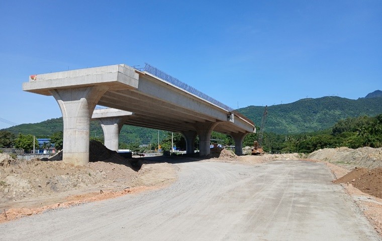 Đường ven biển nối cảng Liên Chiểu có tiến độ giải ngân khá.