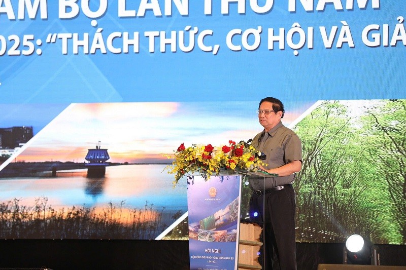 Thủ tướng Phạm Minh Chính phát biểu kết luận Hội nghị Hội đồng Điều phối vùng Đông Nam bộ lần thứ 5