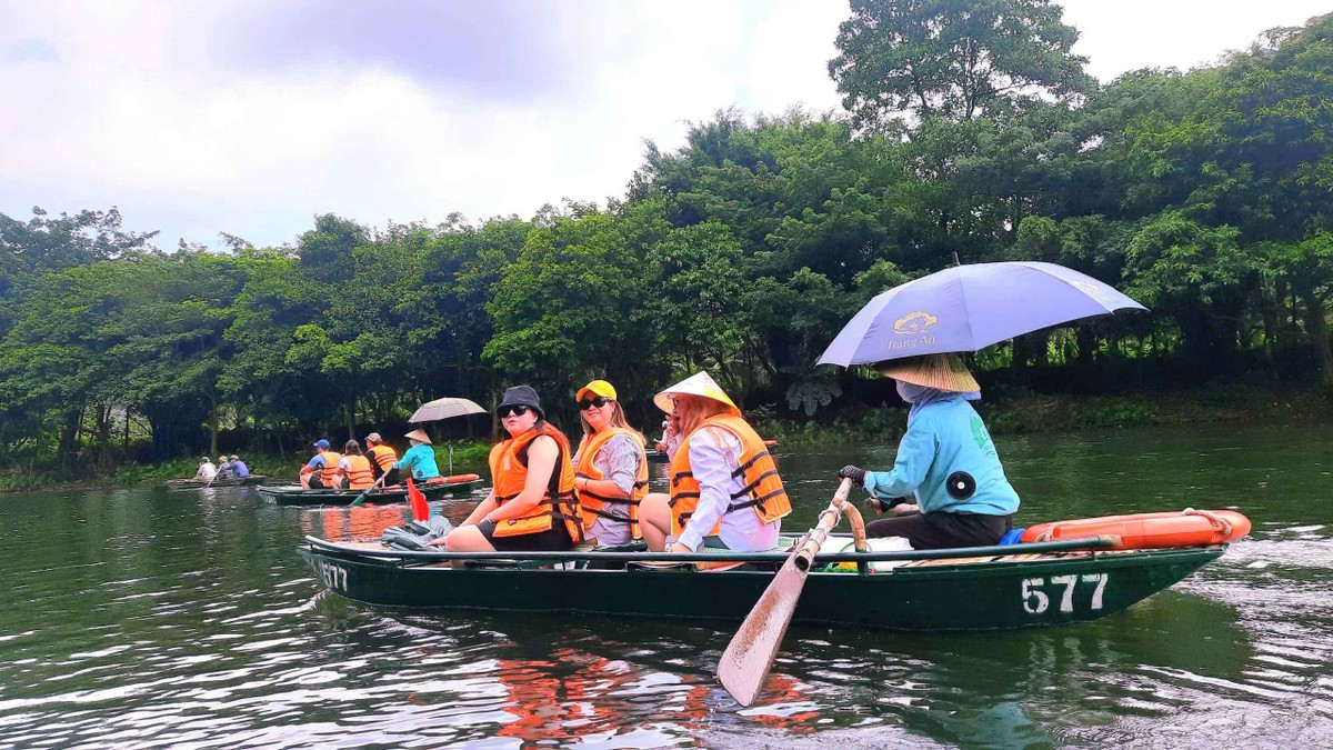 Hàng loạt chương trình kích cầu để du lịch cuối năm bùng nổ.