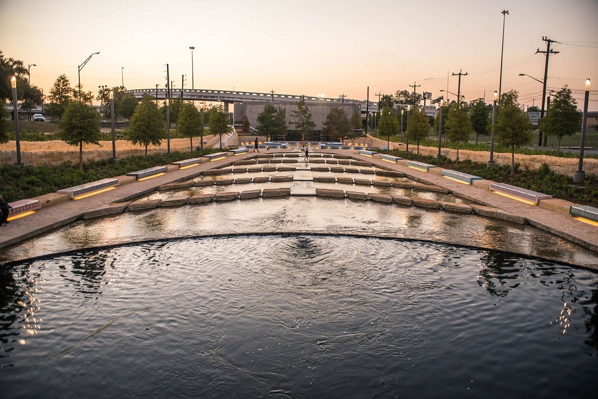 Một góc công viên văn hóa San Pedro Creek tại Mỹ. Ảnh Shutterstock Một góc công viên văn hóa San Pedro Creek tại Mỹ. Ảnh Shutterstock