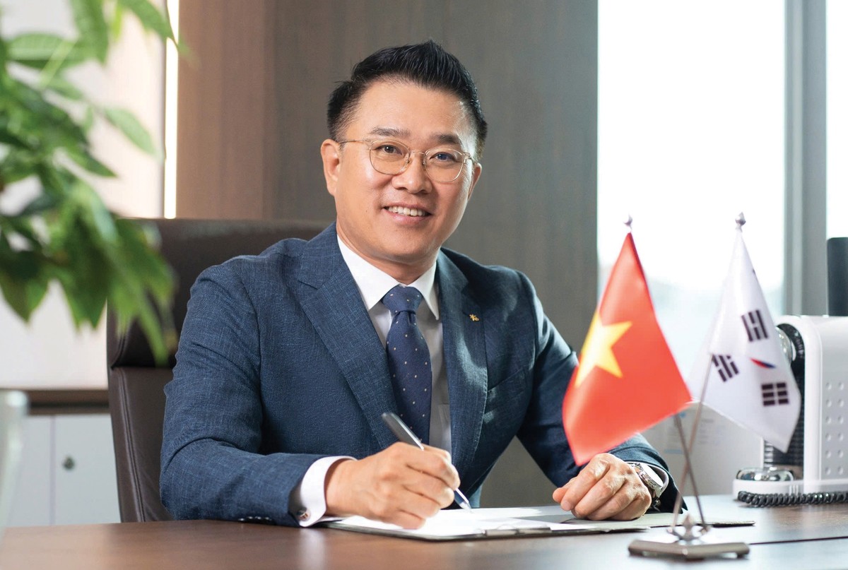 Ông Jeon Mun Cheol, Tổng giám đốc Công ty cổ phần Chứng khoán KB Việt Nam