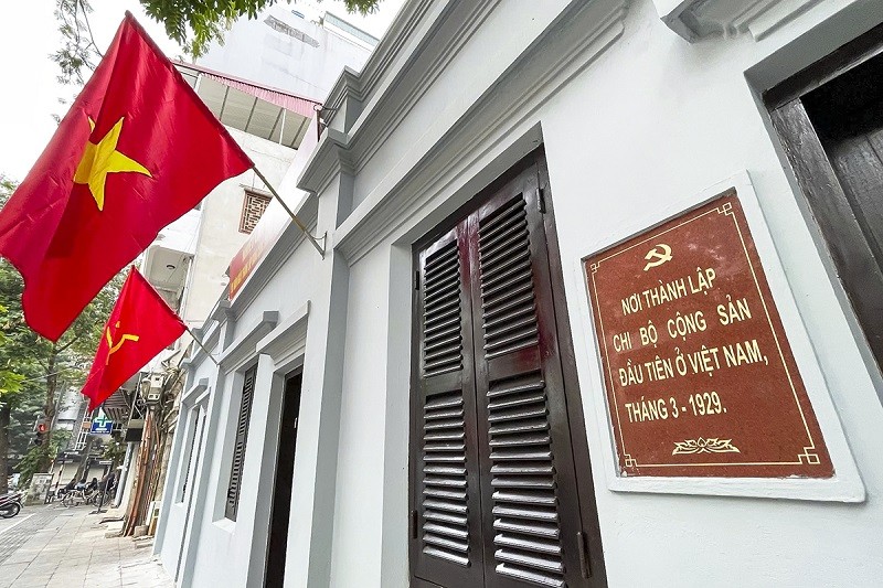 Ngôi nhà số 5D phố Hàm Long sẵn sàng đón người dân tới tham quan. Theo tài liệu lịch sử, ngôi nhà số 5D phố Hàm Long là nơi thành lập Chi bộ Cộng sản đầu tiên trong cả nước vào tháng 3/1929. Đây là một sự kiện mang nhiều ý nghĩa với lịch sử Đảng Cộng sản Việt Nam, với cách mạng Việt Nam nói riêng và đất nước, dân tộc Việt Nam nói chung.