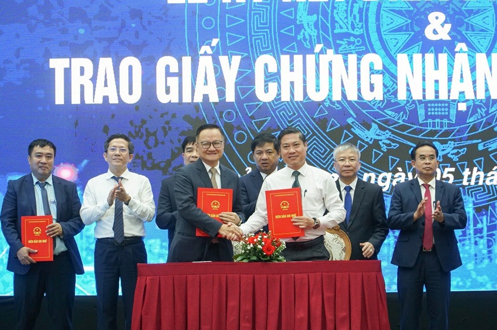 Tỉnh Quảng Nam ký thoả thuận nghiên cứu đầu tư cho nhiều dự án.