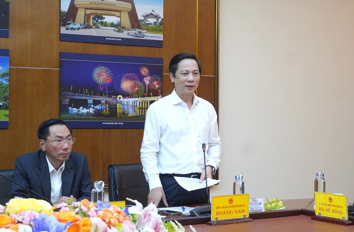 Phó chủ tịch UBND tỉnh Quảng Trị Hoàng Nam phát biểu tại buổi làm việc. Phó chủ tịch UBND tỉnh Quảng Trị Hoàng Nam phát biểu tại buổi làm việc.