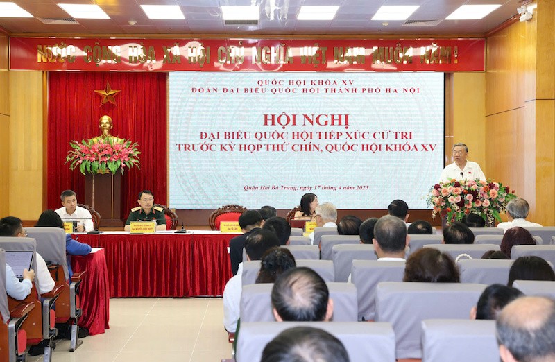 Tổng Bí thư Tô lâm trao đổi với cử tri 3 quận Hai Bà Trưng, Ba Đình, Đống Đa (Hà Nội) - Ảnh TN.