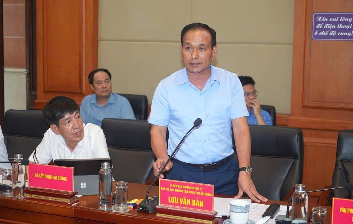 Ông Lưu Văn Bản, Phó chủ tịch Thường trực UBND tỉnh Hải Dương phát biểu tại cuộc làm việc