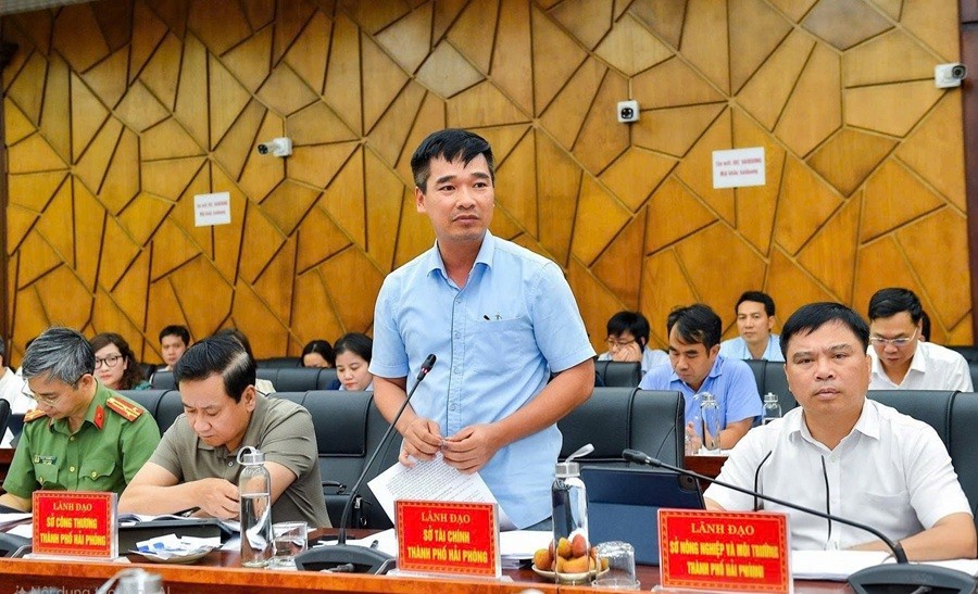 Ông Nguyễn Văn Hưng, Phó giám đốc Sở Tài chính Hải Phòng phát biểu tại cuộc làm việc Ông Nguyễn Văn Hưng, Phó giám đốc Sở Tài chính Hải Phòng phát biểu tại cuộc làm việc