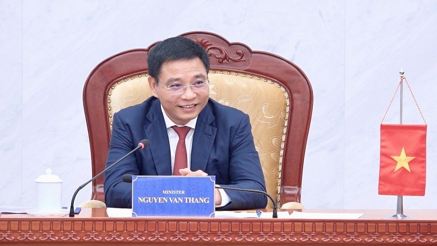 Bộ trưởng Bộ Tài chính Nguyễn Văn Thắng đánh giá cao sự hợp tác kinh tế giữa Việt Nam và Oman thời gian qua. Ảnh: Xuân Bách