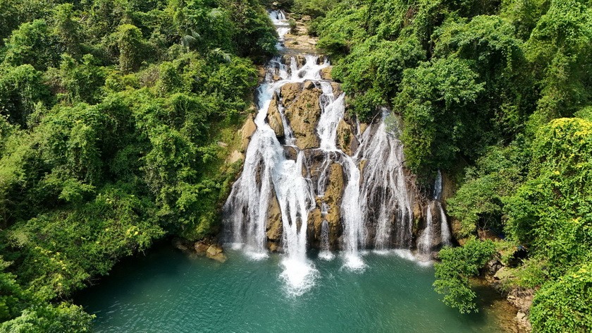 Miền Tây Quảng Trị có nhiều thắng cảnh đẹp hấp dẫn du khách.