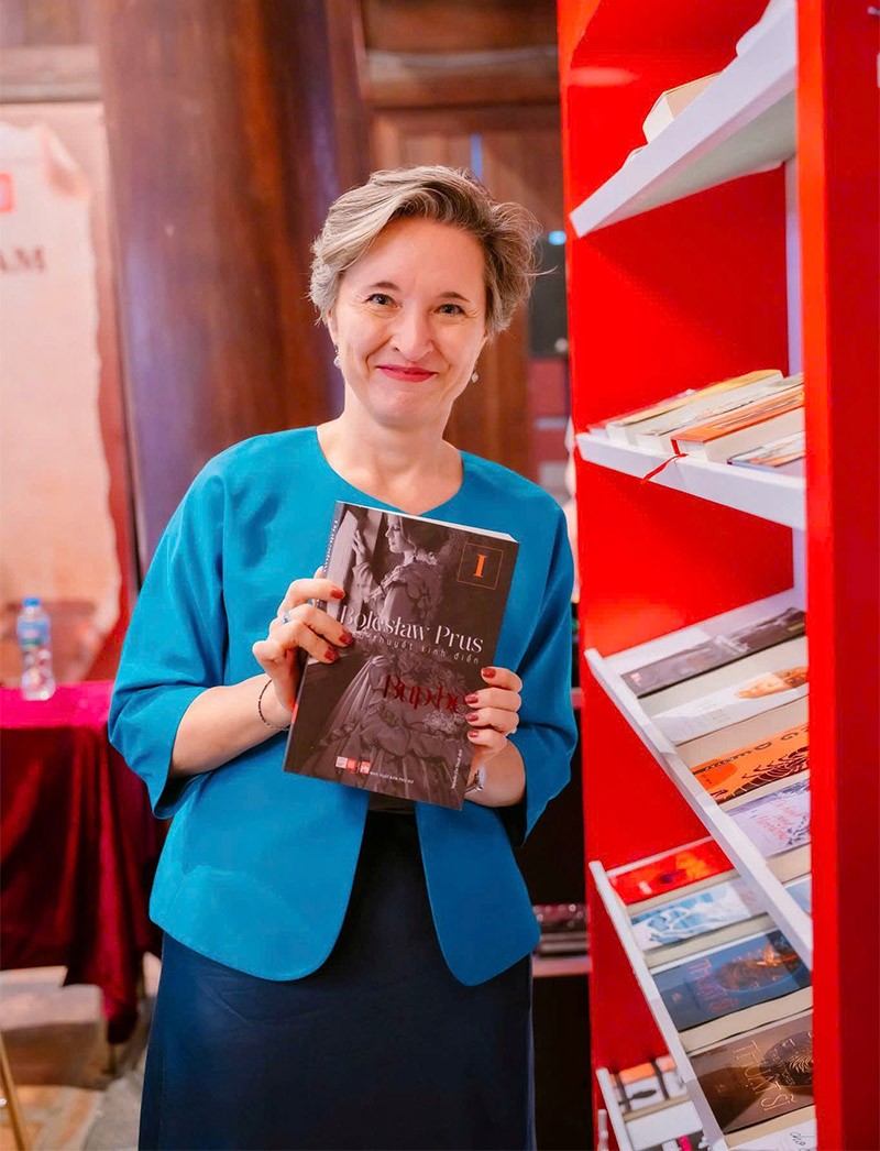 Bà Joanna Skoczek, Đại sứ Ba Lan tại Việt Nam