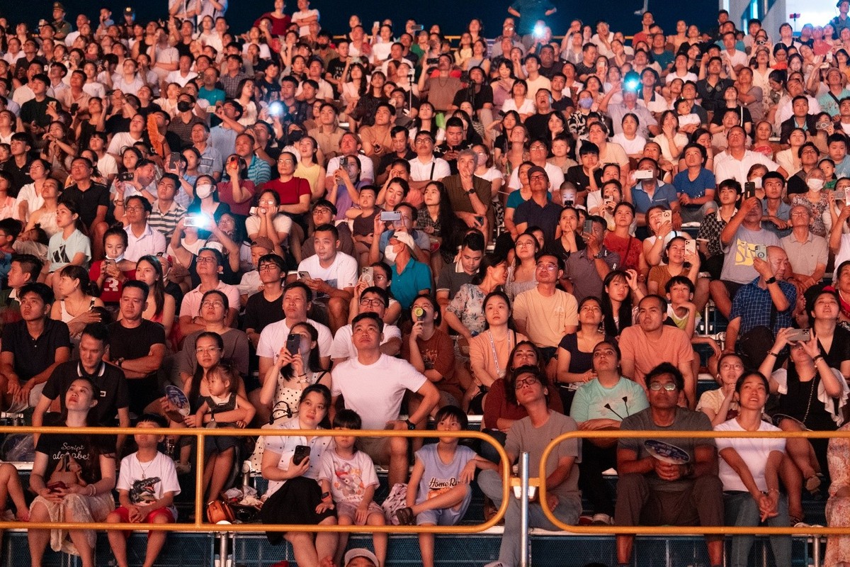 Khán đài DIFF các mùa luôn kín chỗ ngồi. Ảnh: Sun Group