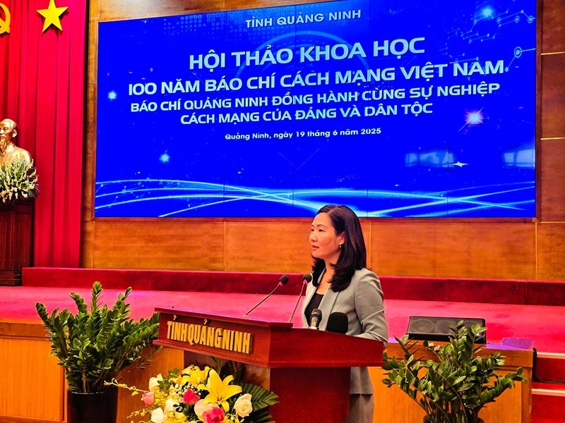 Bà Nguyễn Thị Hạnh, Phó chủ tịch UBND tỉnh Quảng Ninh phát biểu bế mạc Hội thảo