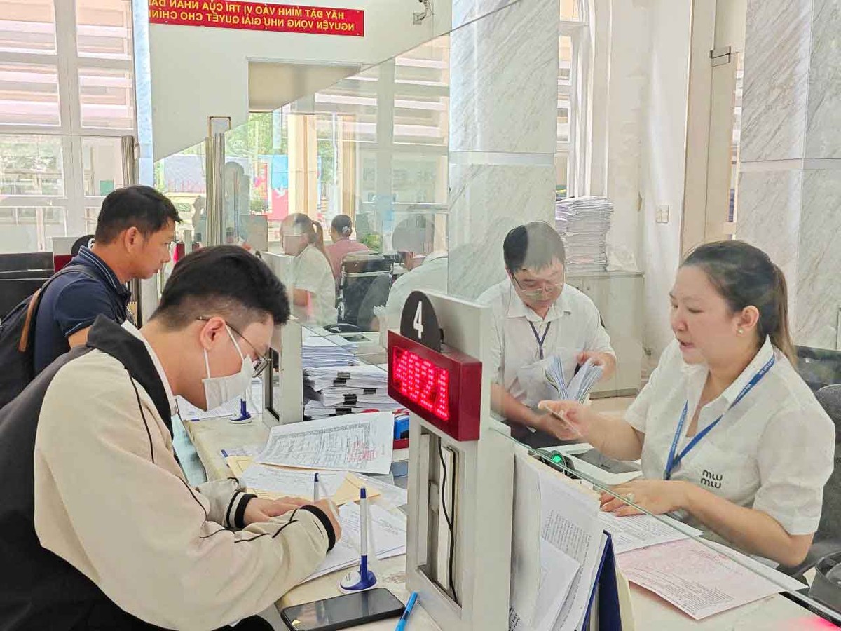 Khi áp dụng mô hình mới, thủ tục của người dân và doanh nghiệp được giải quyết nhanh chóng.