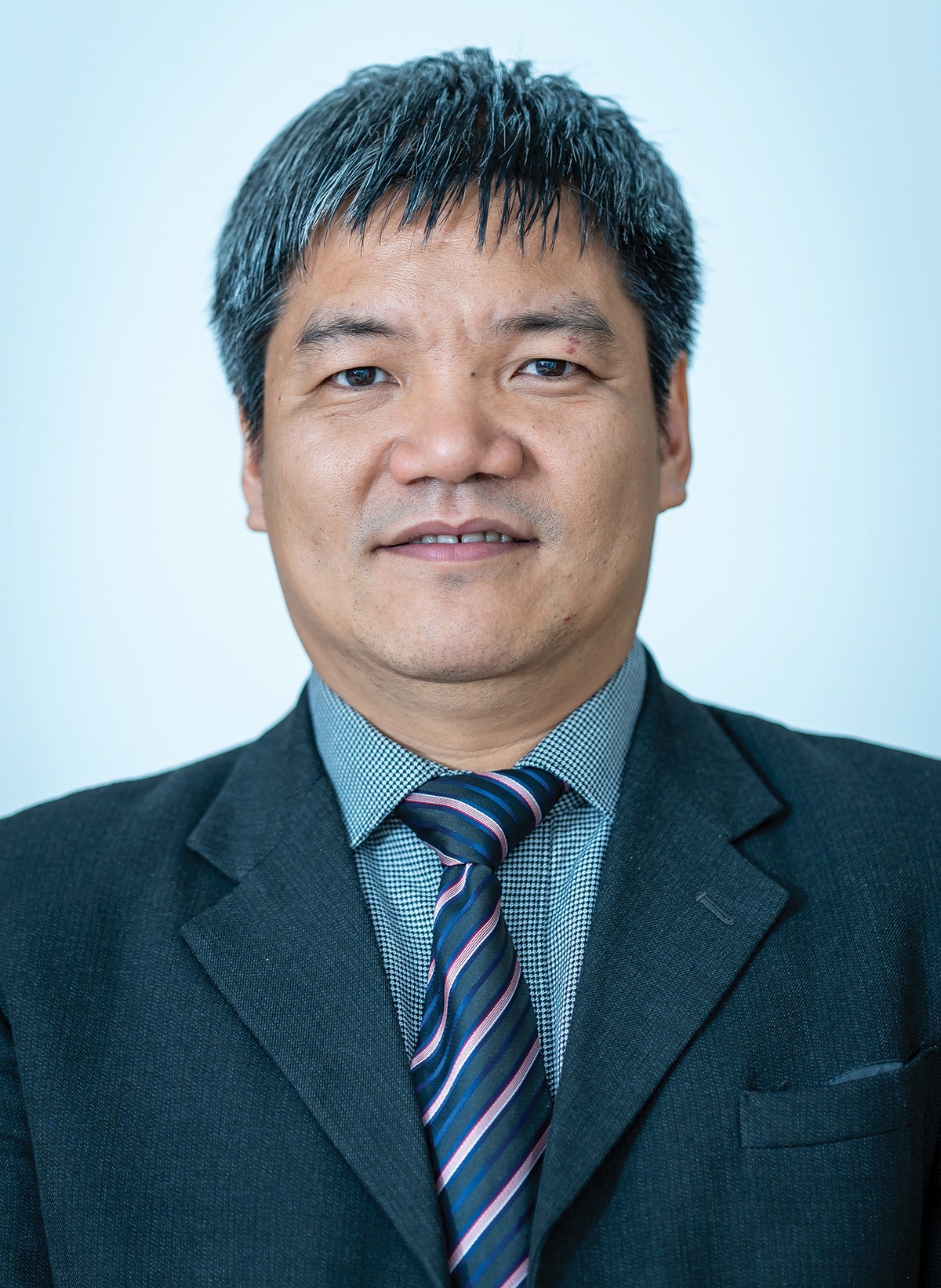 Ông Nguyễn Bá Hùng, Chuyên gia kinh tế trưởng Ngân hàng Phát triển châu Á (ADB) tại Việt Nam