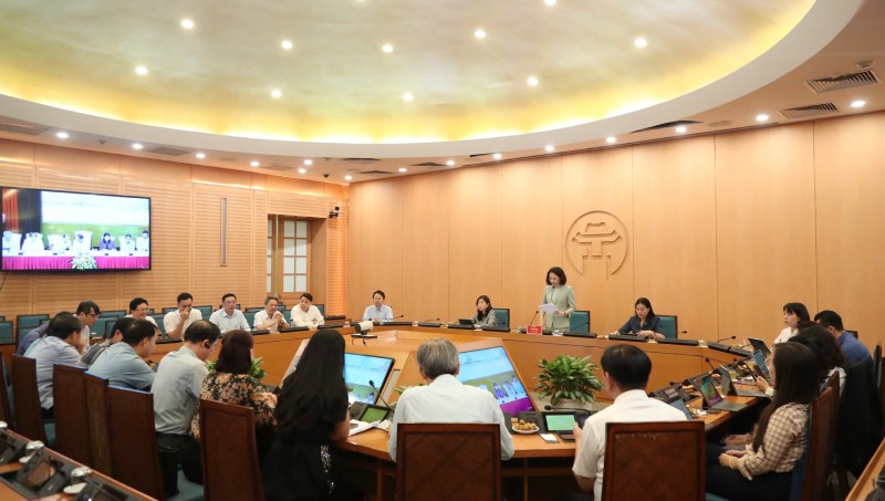 Hình ảnh tại điểm cầu Hà Nội.