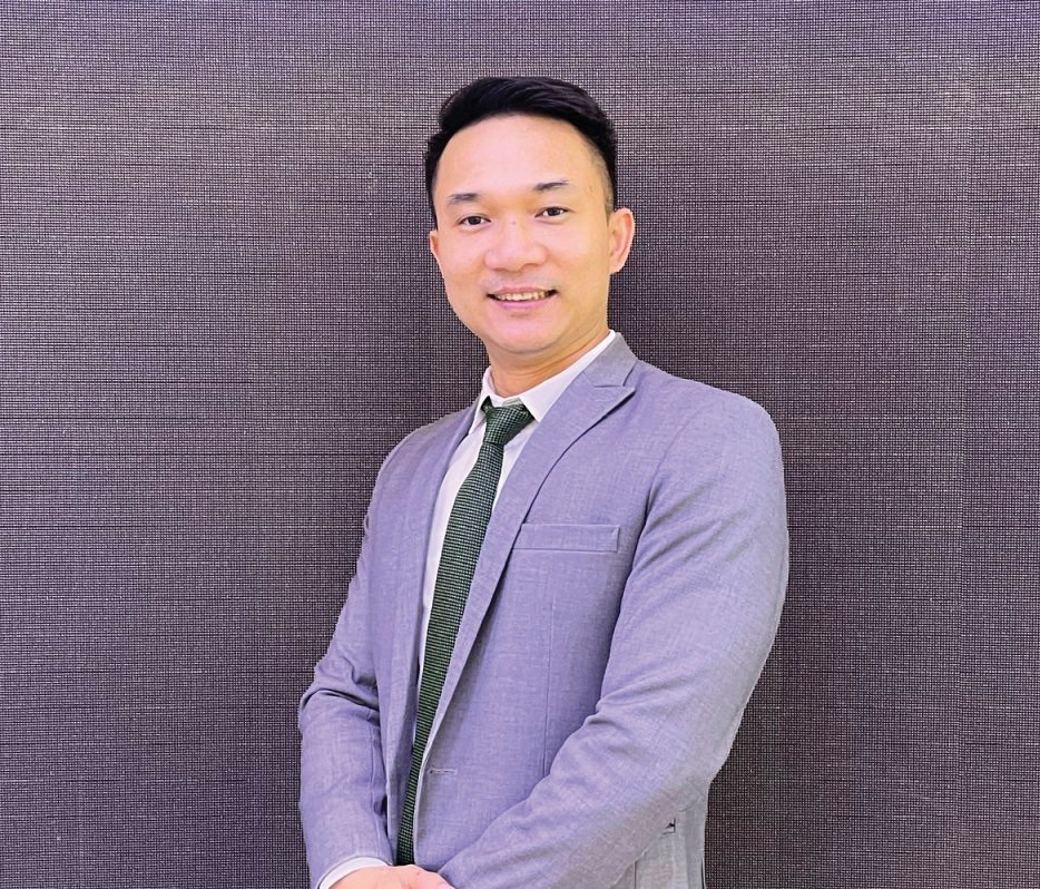 Ông Phùng Trung Kiên, Nhà sáng lập Công ty Quản lý tài sản Việt Nam Holdings Inc