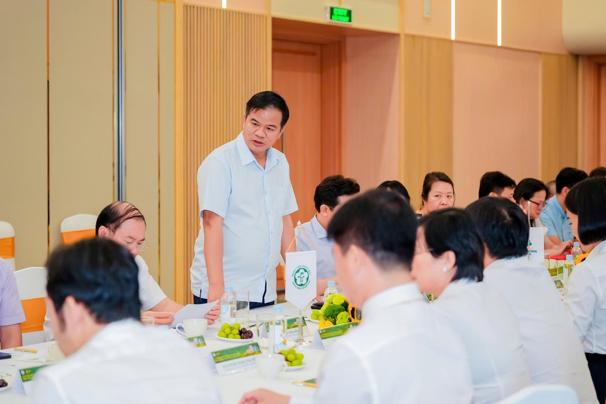 PGS.TS.BS Đào Xuân Cơ – Giám đốc Bệnh viện Bạch Mai phát biểu trong lễ ký kết. Ảnh: Bệnh viện Mặt Trời