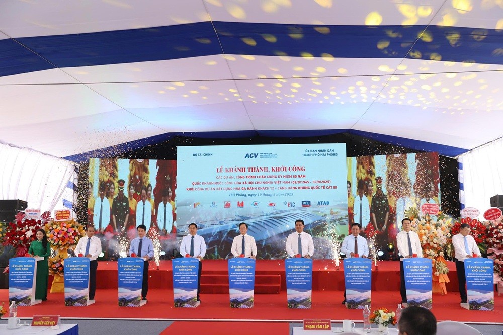 Lễ khởi công Dự án nhà ga hành khách T2 - Cảng Hàng không Quốc tế Cát Bi. Ảnh: Việt Cường