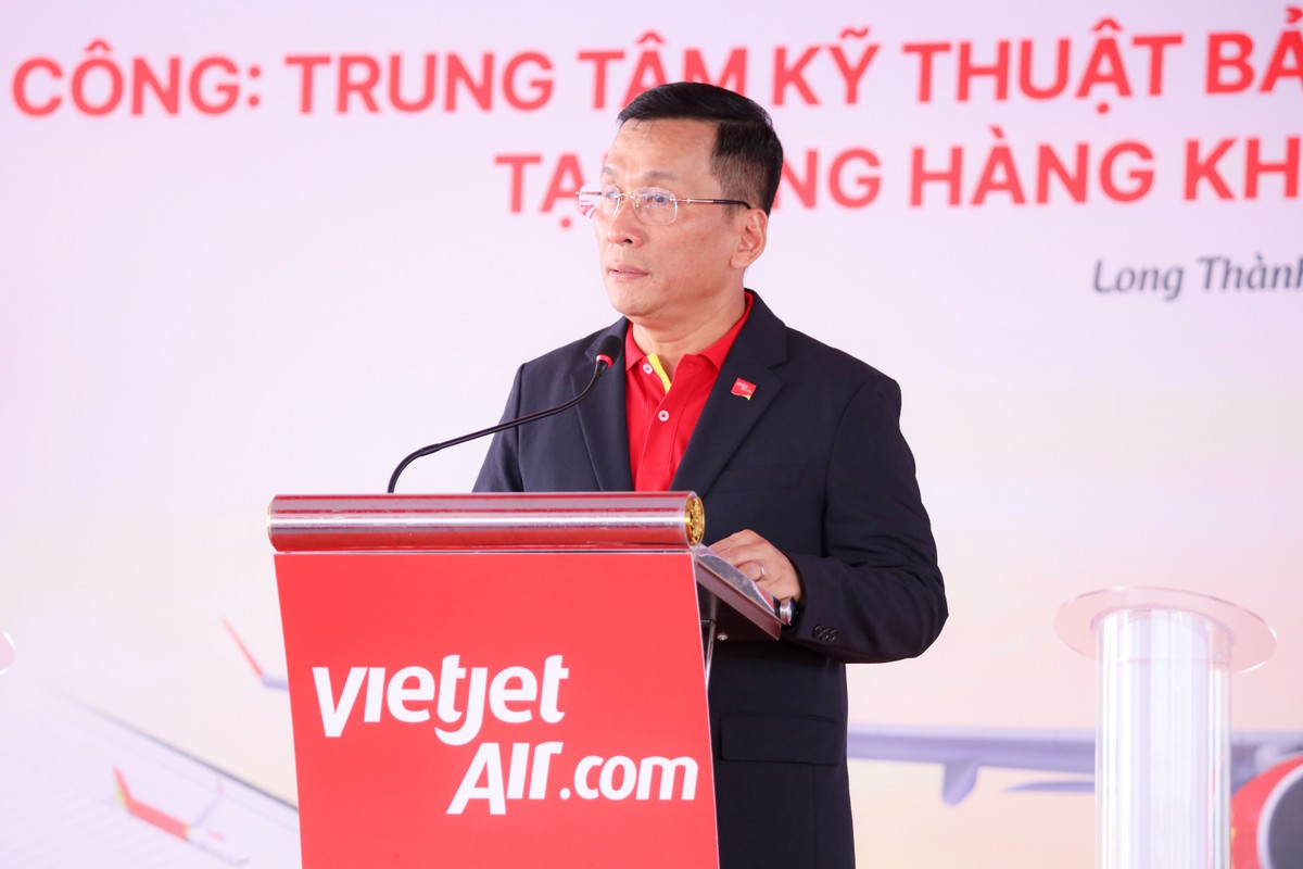 Tổng Giám đốc Vietjet Đinh Việt Phương, phát biểu công bố lễ khởi công Trung tâm Kỹ thuật Bảo dưỡng Tàu bay tại Long Thành