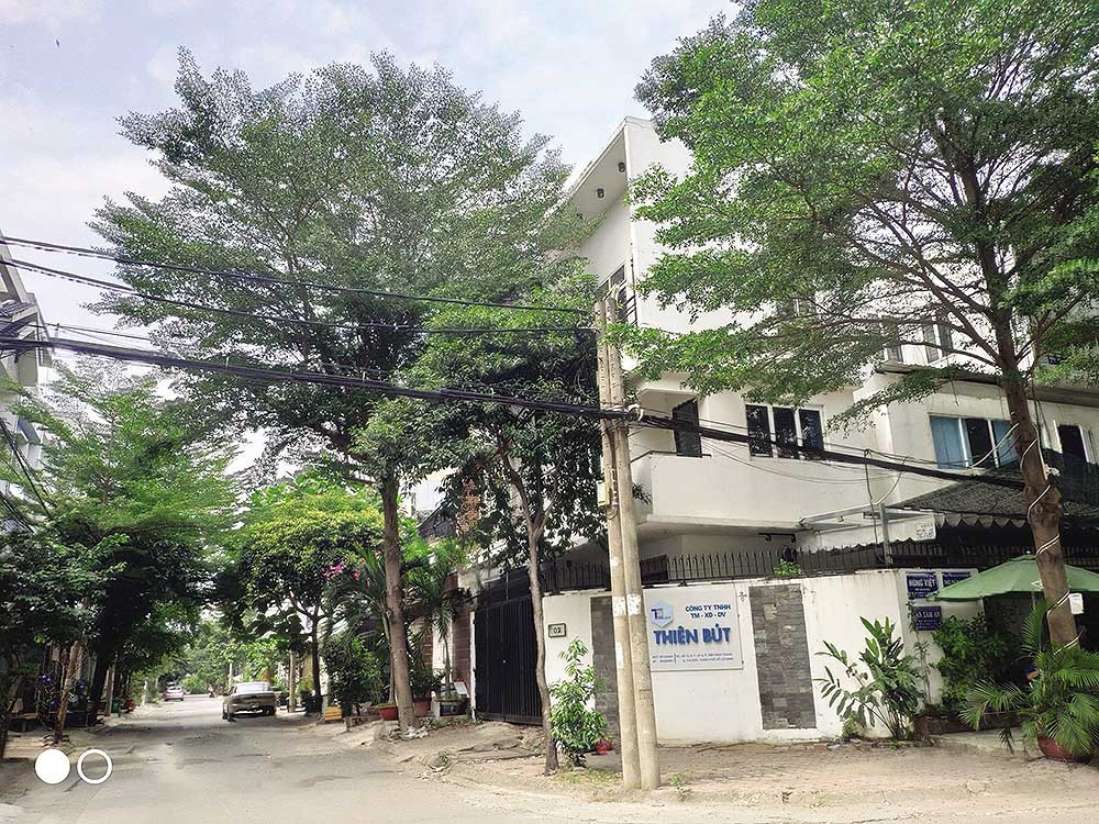 Nhiều người dân xây nhà và sinh sống hàng chục năm tại Khu dân cư Sông Đà nhưng chưa có sổ đỏ vì bị bán trộm nền.