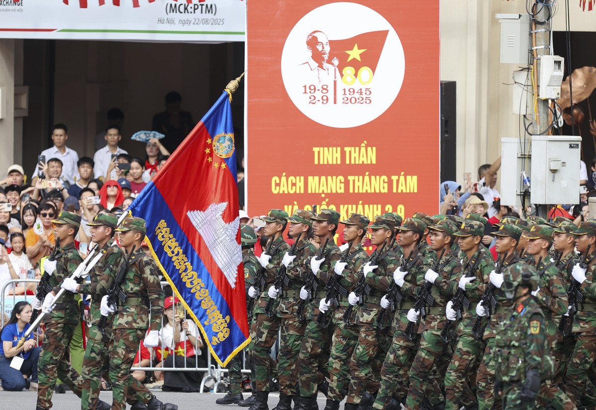 Quân đội Campuchia.