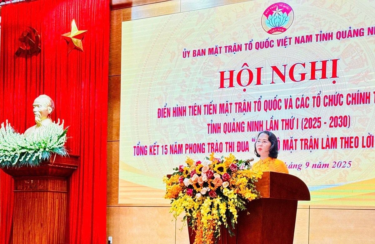 Bà Trịnh Thị Minh Thanh, Phó bí thư Thường trực Tỉnh ủy Quảng Ninh phát biểu chỉ đạo. Ảnh: Thanh Tùng