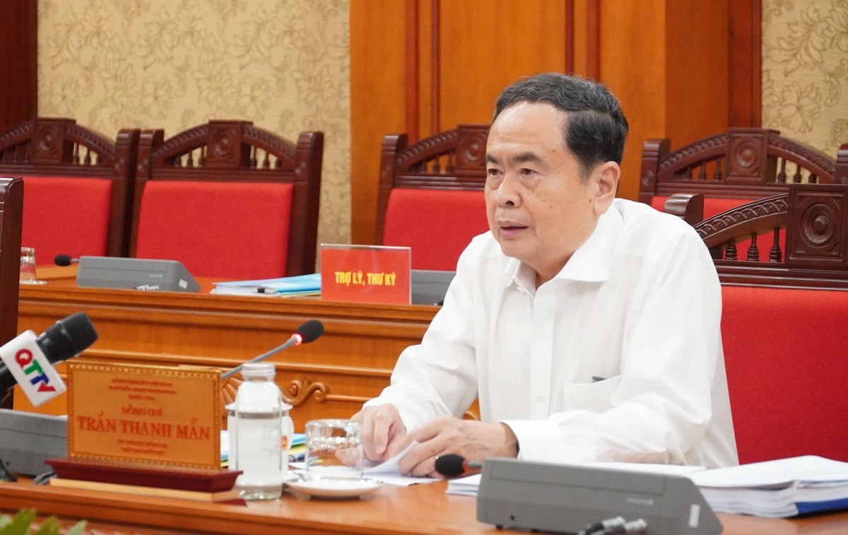 Uỷ viên Bộ Chính trị, Chủ tịch Quốc hội Trần Thanh Mẫn phát biểu chỉ đạo tại buổi làm việc. Ảnh: Quốc Việt