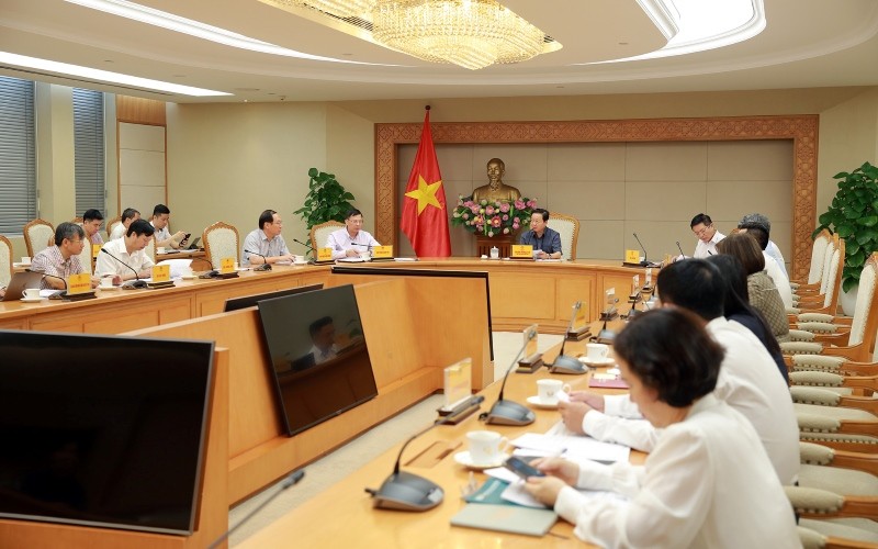 Phó thủ tướng Trần Hồng Hà chủ trì cuộc họp. Ảnh: VGP - Minh Khôi.