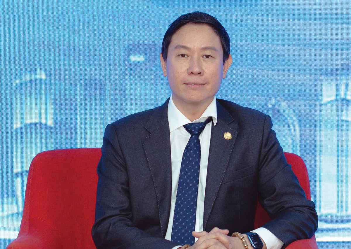 TS. Huỳnh Trung Minh - Chuyên gia tài chính